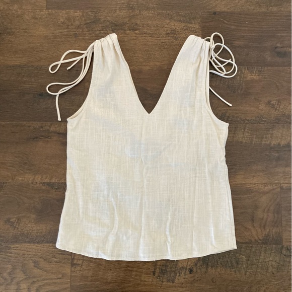 PEPALOVES - Embroidered SUN TOP Tie Shoulder Double V Neck Tank Sz XS - Picture 7 of 7